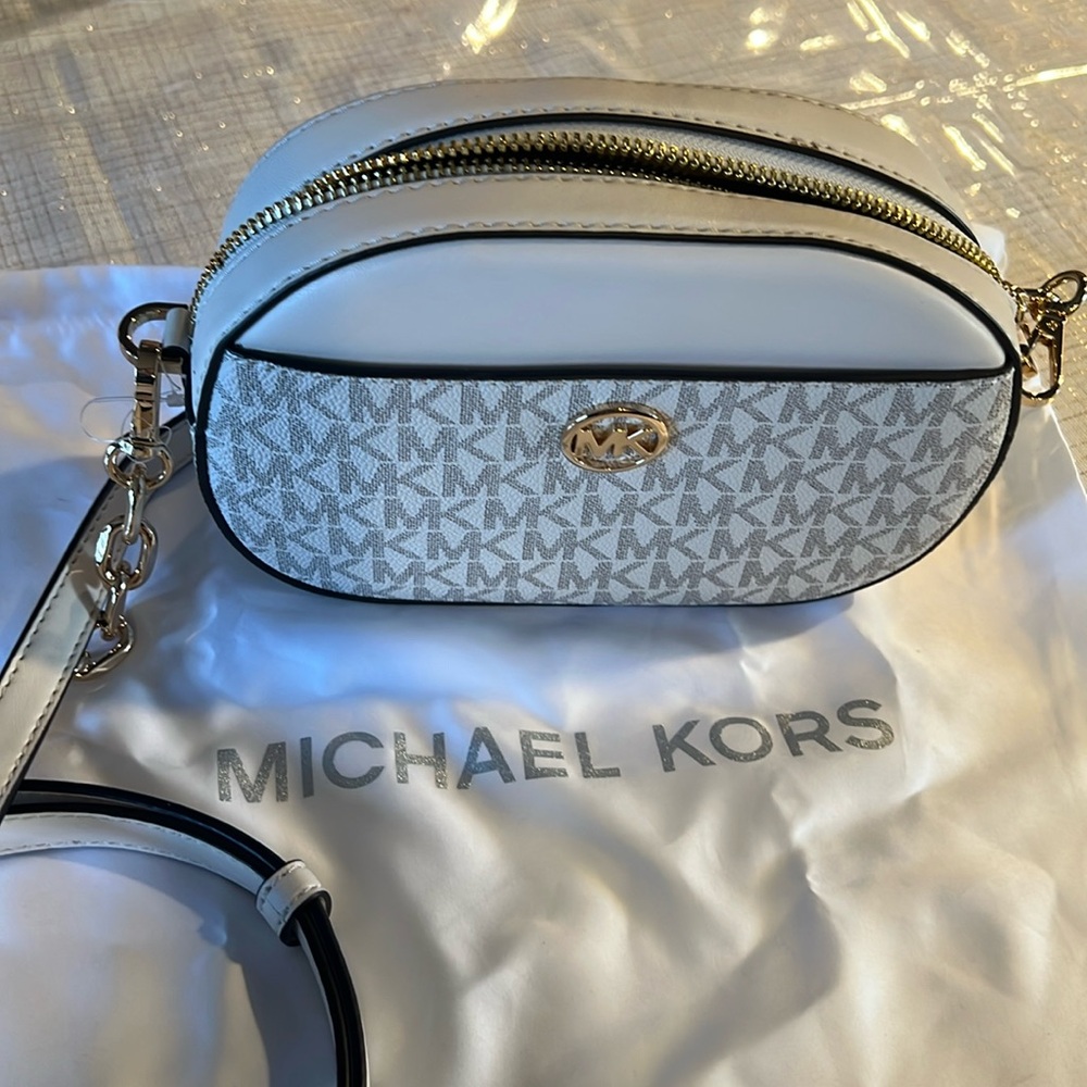 new MK purse